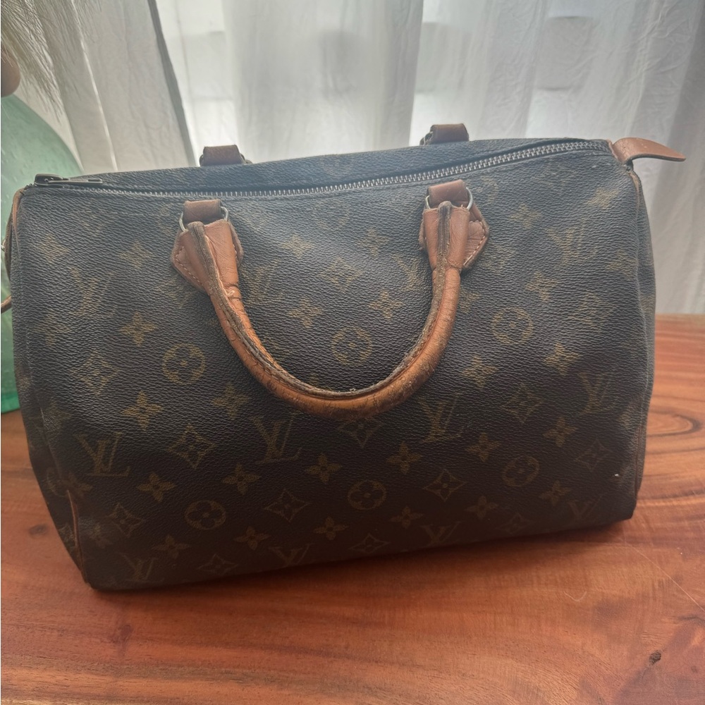 Louis Vuitton vintage speedy